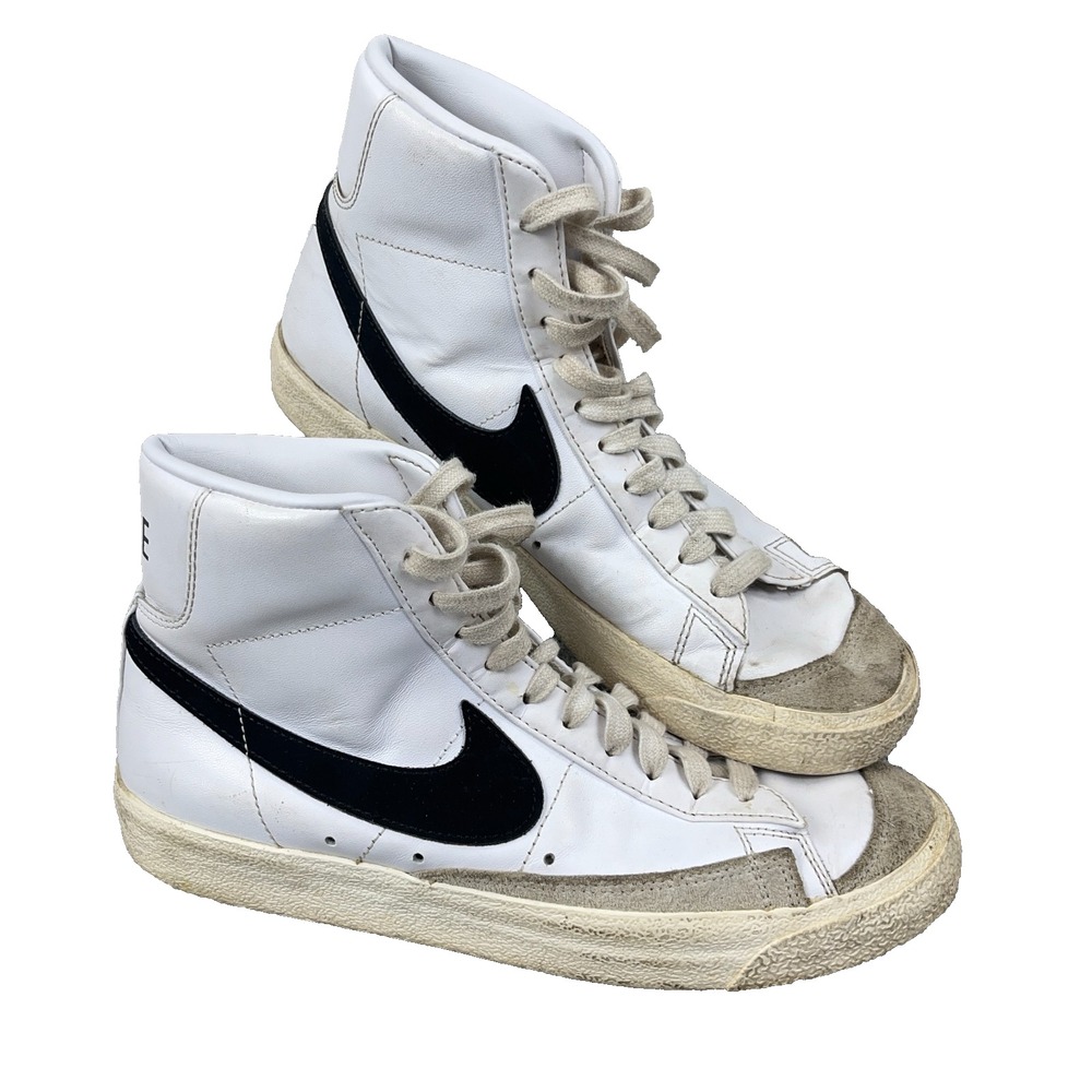 Nike Blazer Mid BQ6806-100  Womens 7.5 White Black Swoosh Distressed Worn